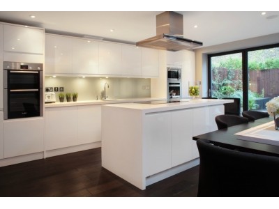 Schienale cucina in vetro temperato 6mm verniciato bianco